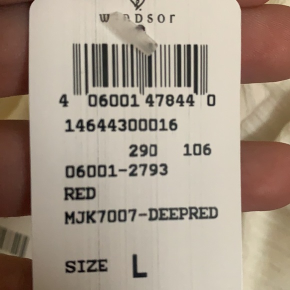 Red tie crop top - Picture 4 of 4